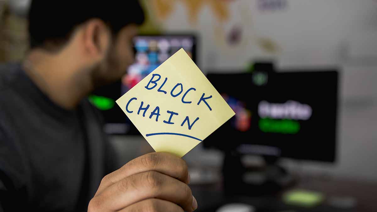 Blockchain qué es y cómo funciona esta tecnología OphidiaTech